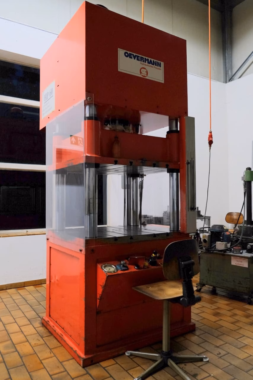 60 Tonnen | Oevermann