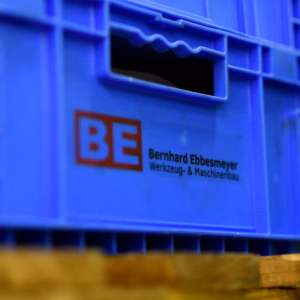 blaue teilekiste bernhard ebbesmeyer